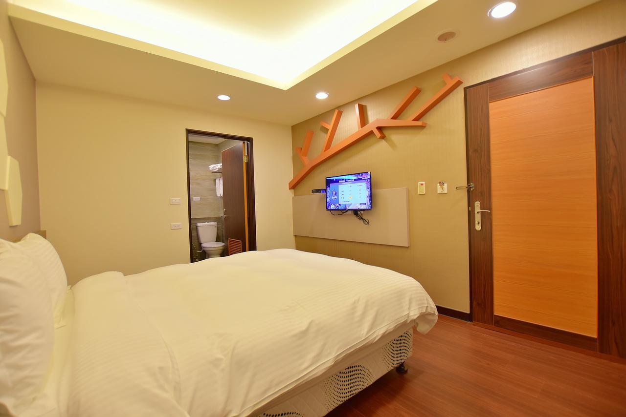 Ruocing Hot Spring Hotel Jiaoxi Exterior photo
